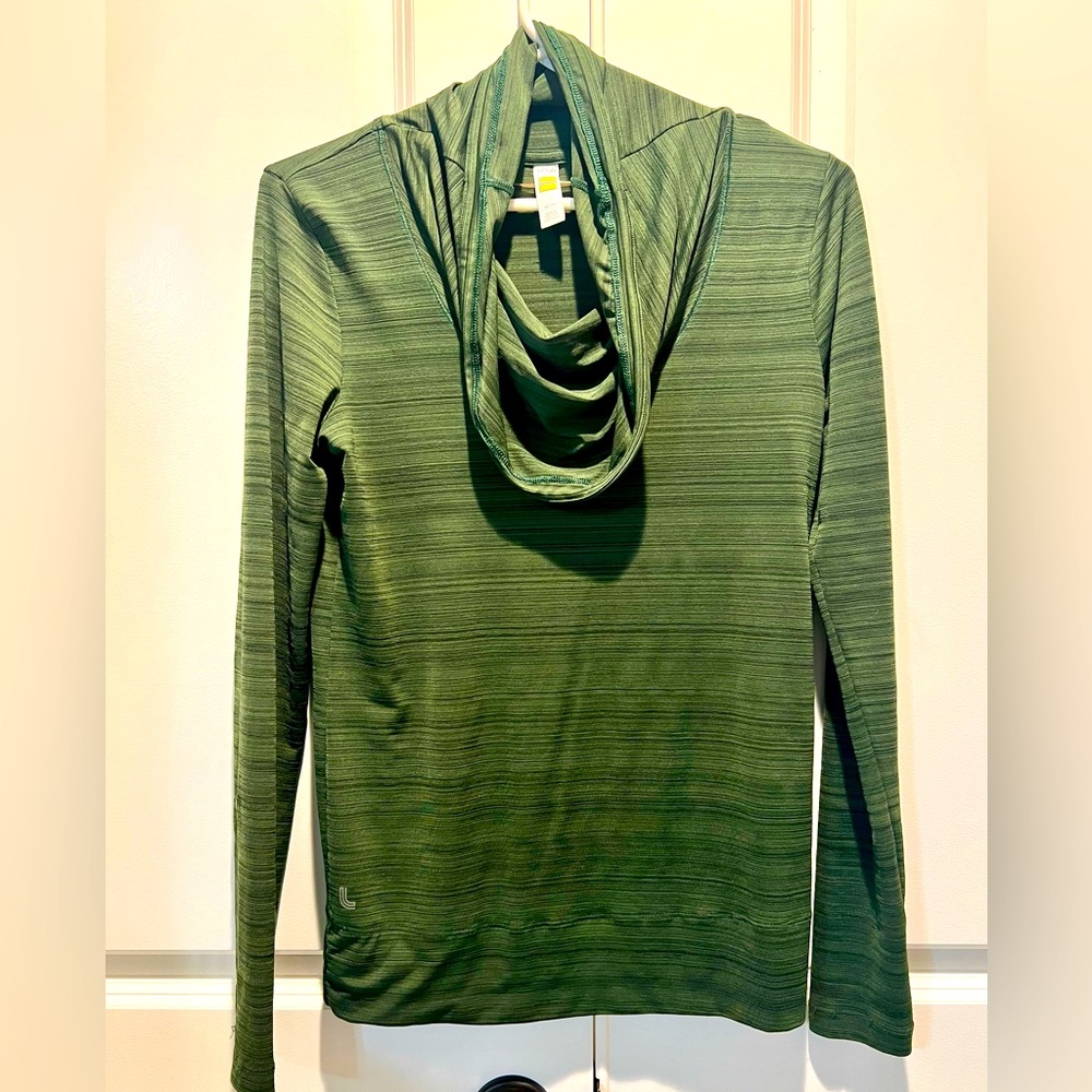Lole cowl neck hunter green top. Never worn. Thumb holes. Slightly ribbed bottom